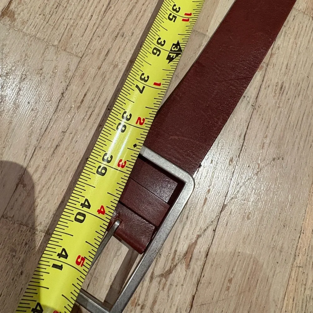 Banana Republic Classic Brown Leather Belt